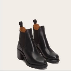 Frye Sabrina Chelsea Bootie Size 10